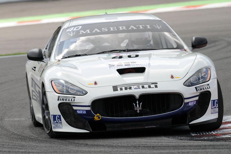 Maserati GranTurismo MC GT4 2009 года  (фото 7 из 71)